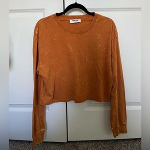 NWOT Double Zero Cropped Mustard Acid Wash Long Sleeve Shirt